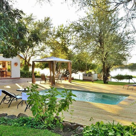 River View Lodge Касане Экстерьер фото